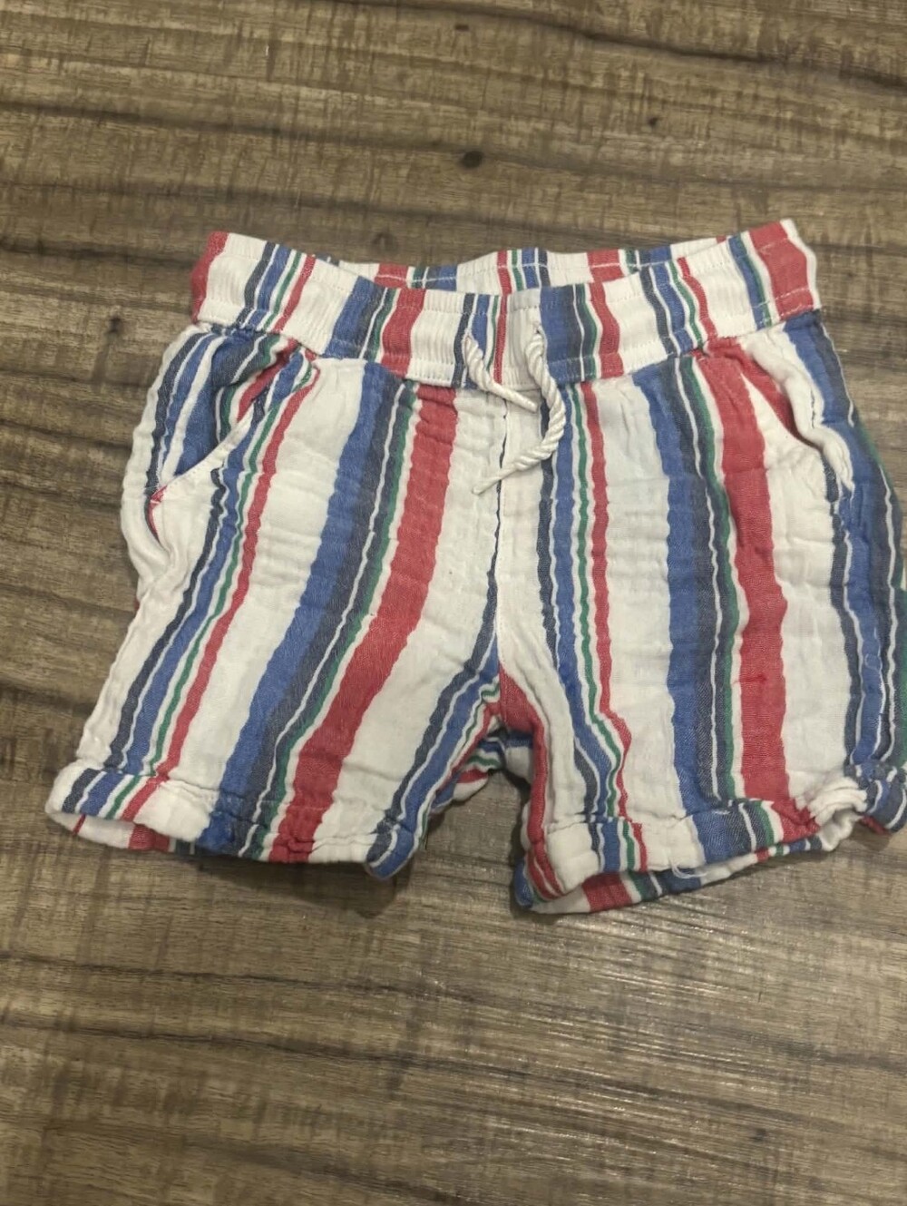 Old Navy Toddler Striped Shorts, Tag Size 3T Good Condition